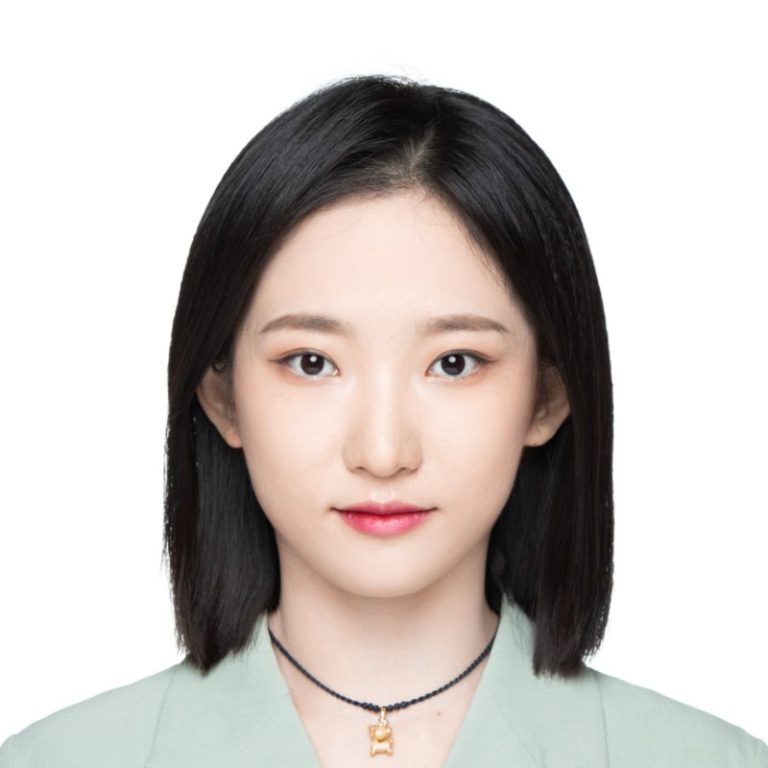 张晓秋艳